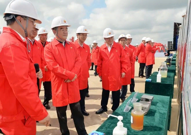 В Китае прошла церемония открытия сланцевой нефтескважины Guye Youping 1